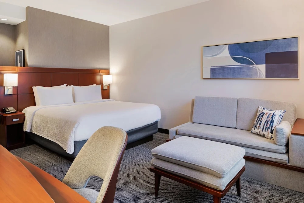 Courtyard by Marriott Long Beach Airport - Chambres