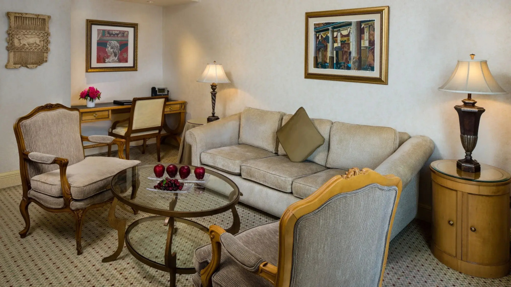 InterContinental Phoenicia Beirut by IHG - фото 6