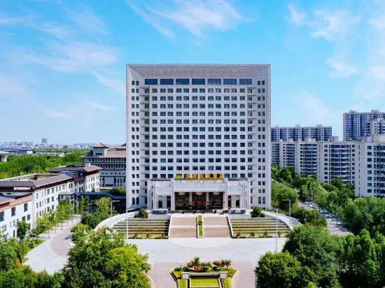 Inzone Garland Hotel