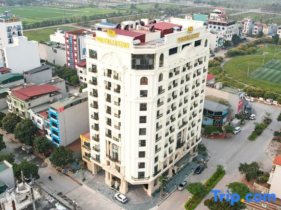 79 Luxury Hotel