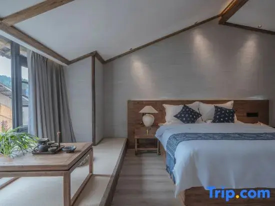 Standard Double room with view (full double bed)