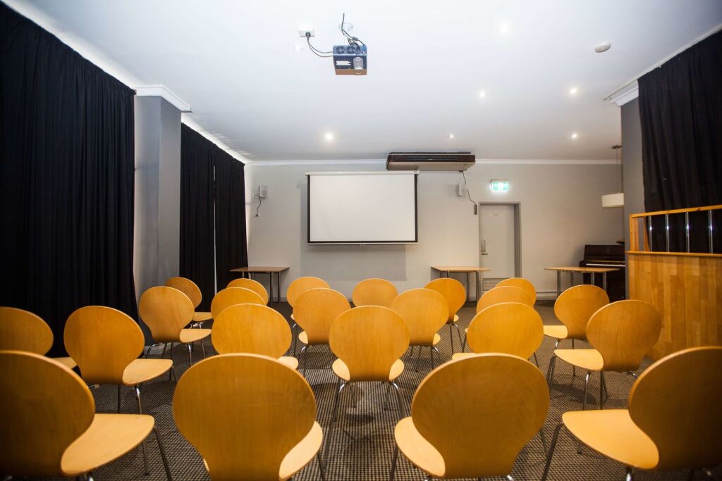 Perth City Apartment Hotel by null
