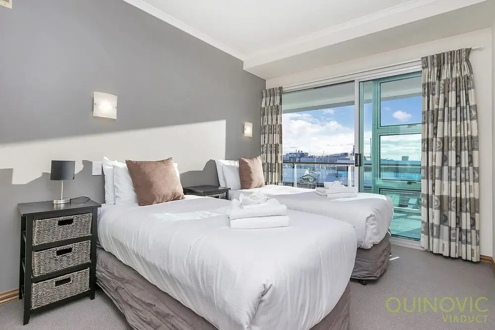 Qv Spacious Waterfront Apartment - 791