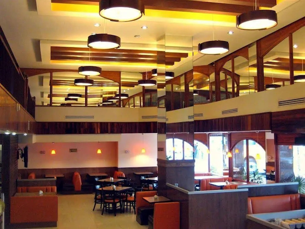 Hotel photo 12