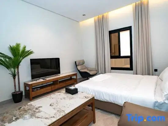 Deluxe Double room (full double bed)