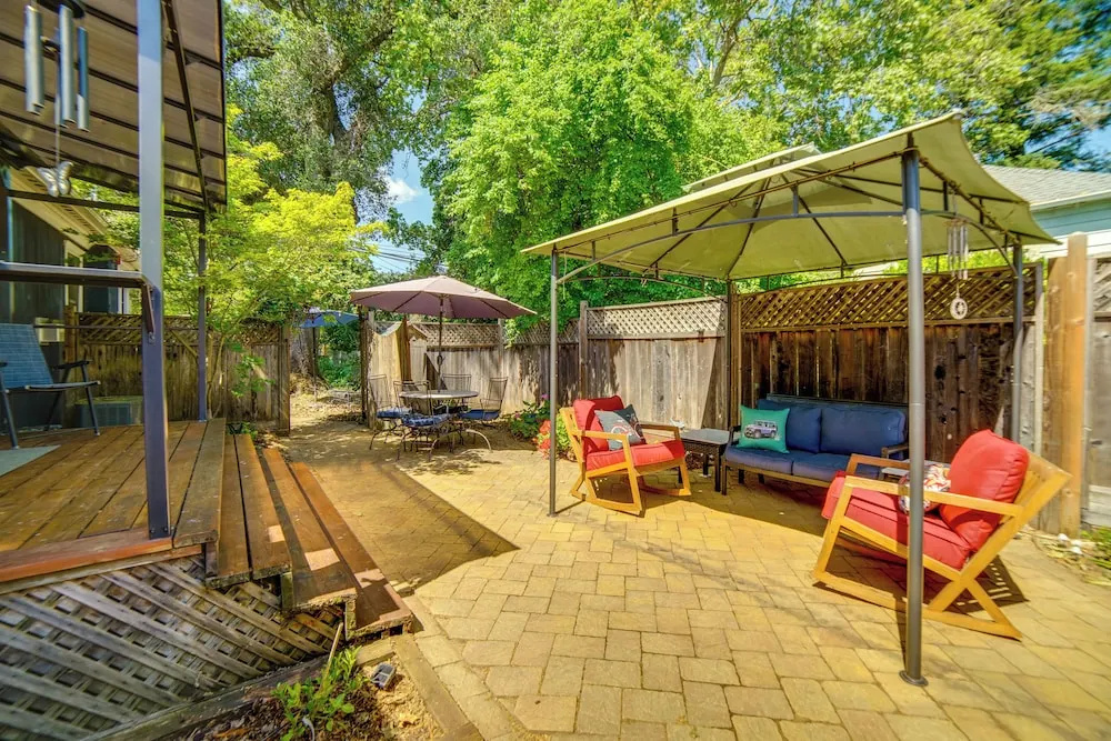 Charming Sonoma Wine Country Home Base w/ Extras