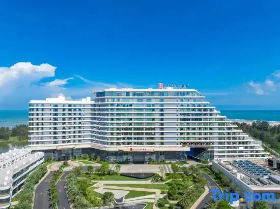 HUALUXE Hotels and Resorts BEIHAI SILVER BEACH RESORT