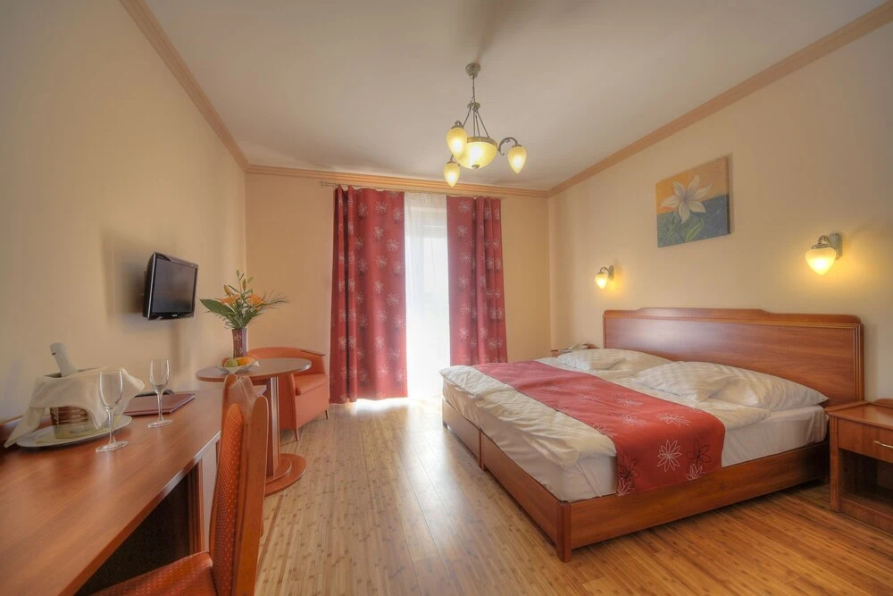 Fried Castle Hotel and Restaurant - Chambres