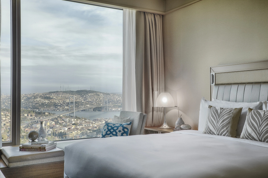 Renaissance Istanbul Polat Bosphorus Hotel — фото