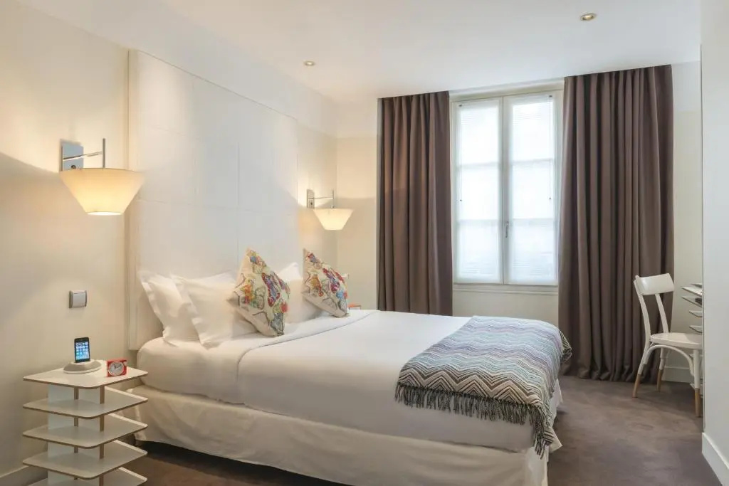 Le Placide Saint Germain des Pres 72