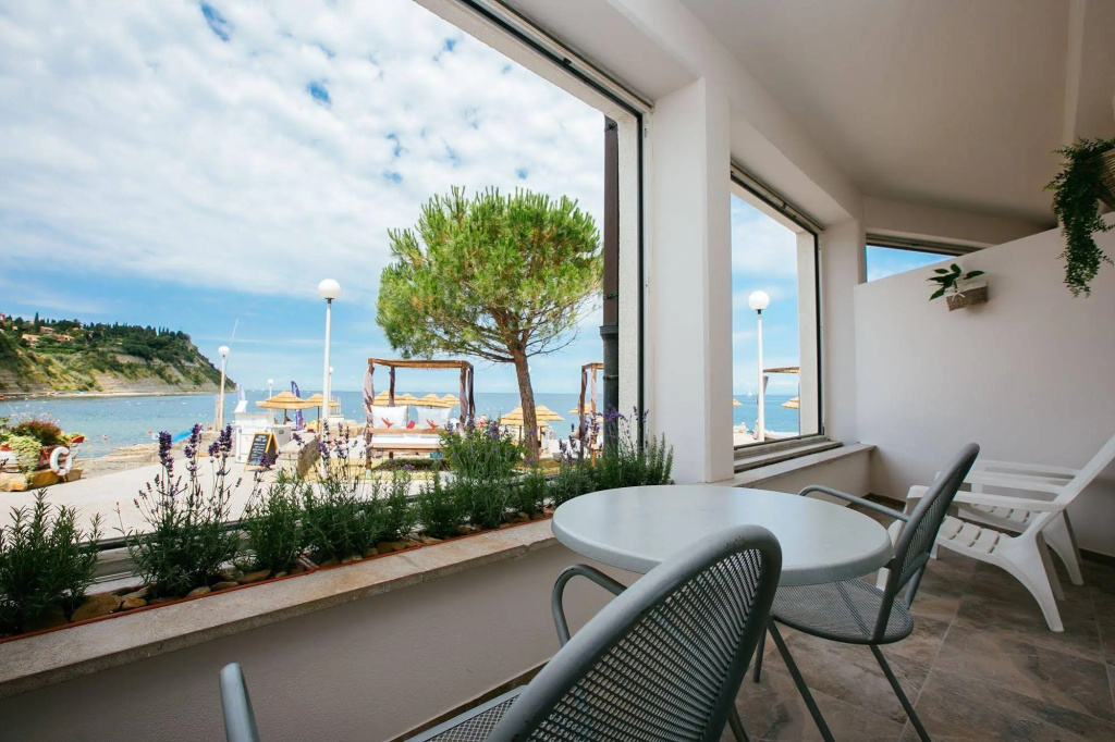 Barbara Piran Beach hotel - Général
