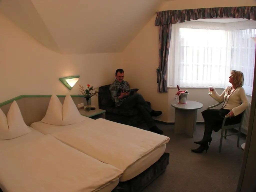 Standard Double room (full double bed)