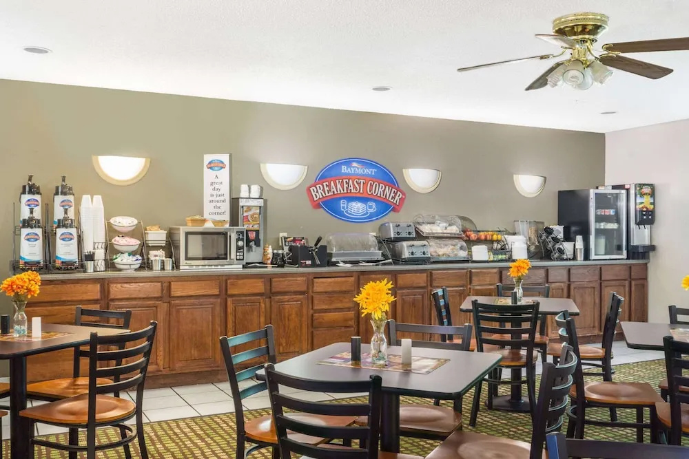Food & Beverage