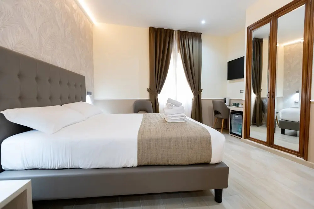 Standard Single room with city view