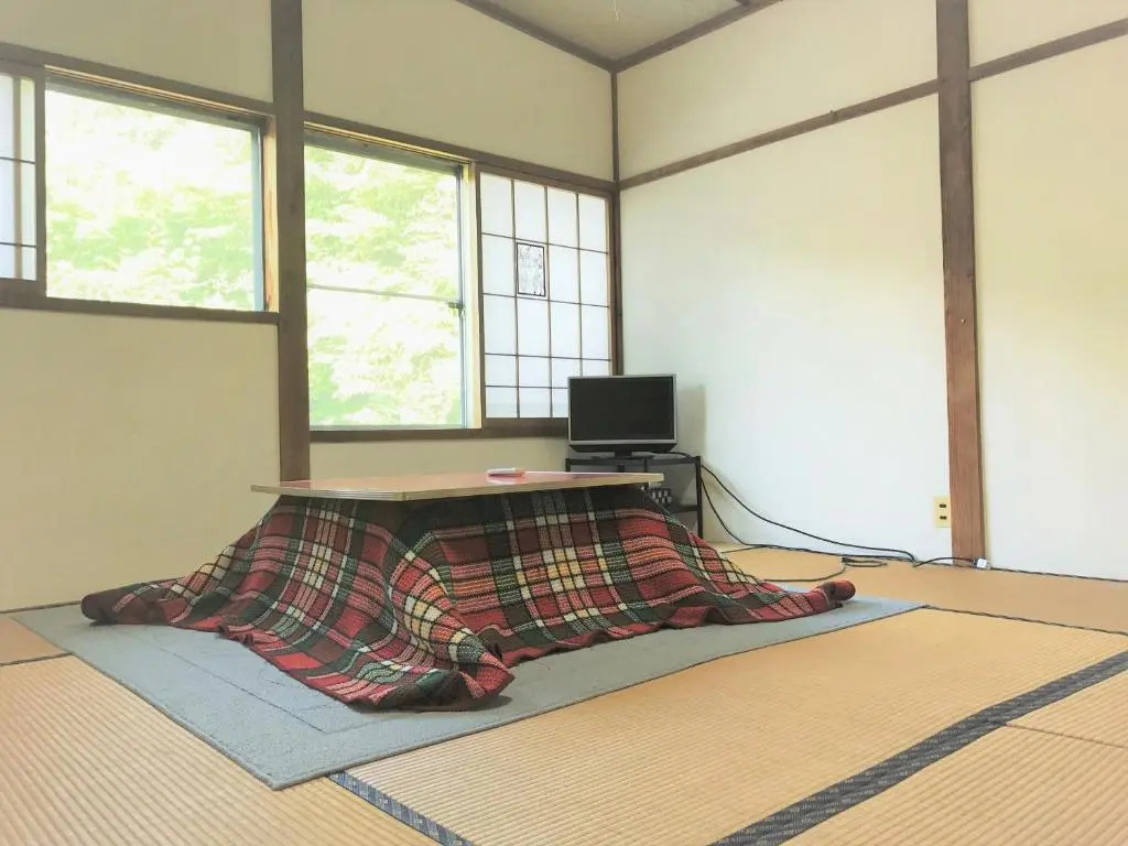 Economy Family room