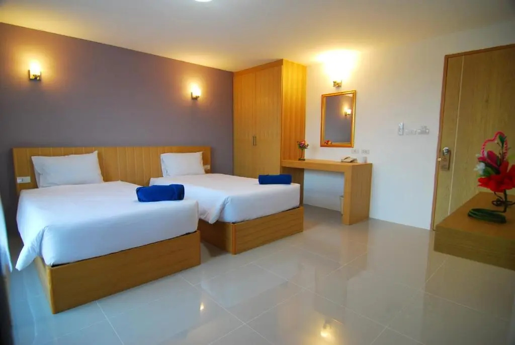 Double room with balcony (twin beds)