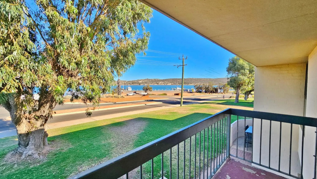 Riverview Holiday Apartment 13 - Kalbarri, WA