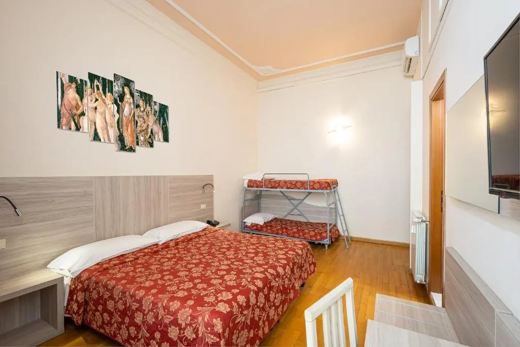 Standard Quadruple room