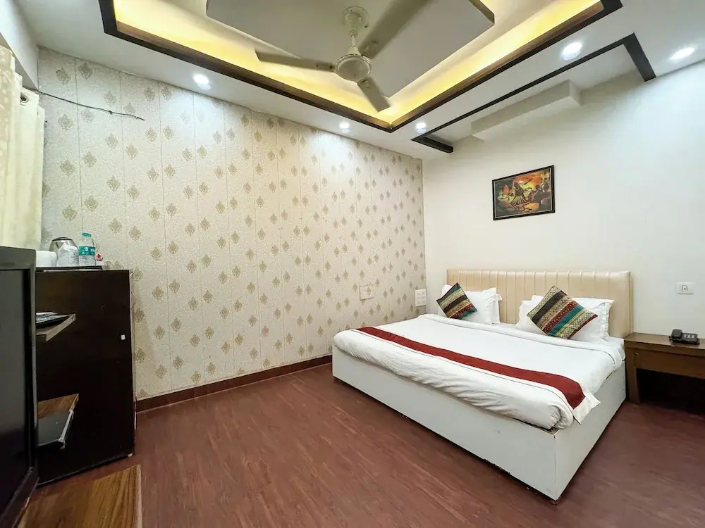 Двухместный номер Standard с красивым видом из окна двуспальная кровать в Green View by Green Tree Hotels