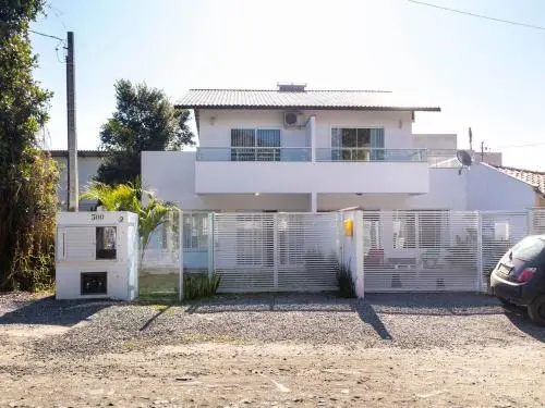Casa 03 Dormitorios Em Bombinhas