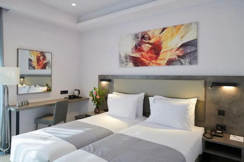 Economy room