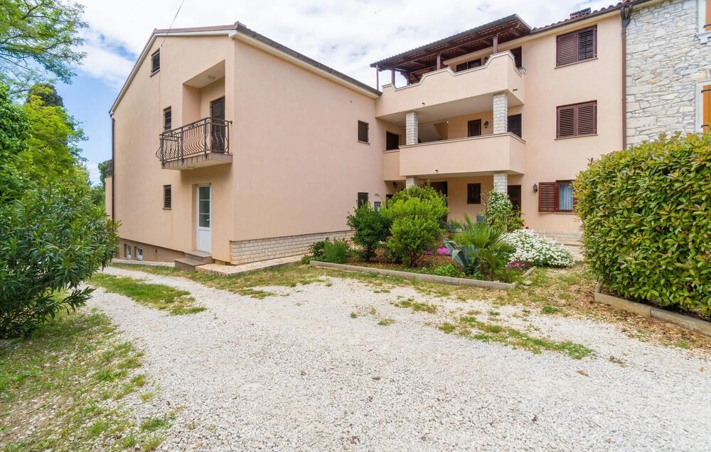 Amazing Home in Medulin With Wifi and 3 Bedrooms