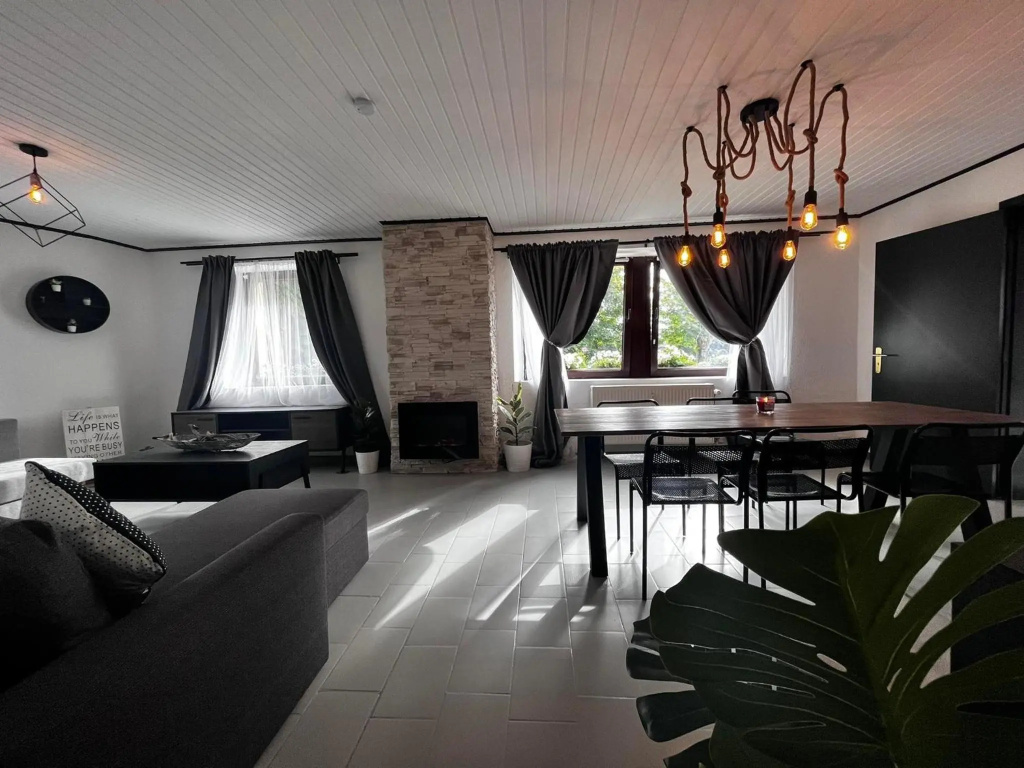 Le Clos fleuri — 2
