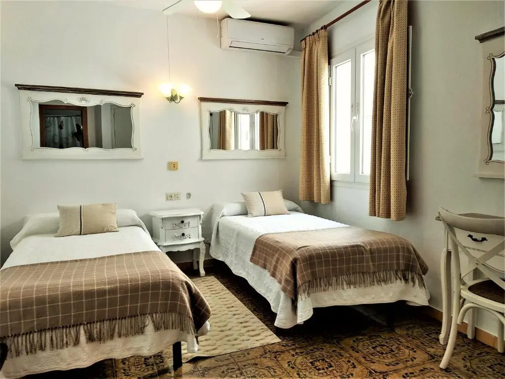 Standard Double room (twin beds)