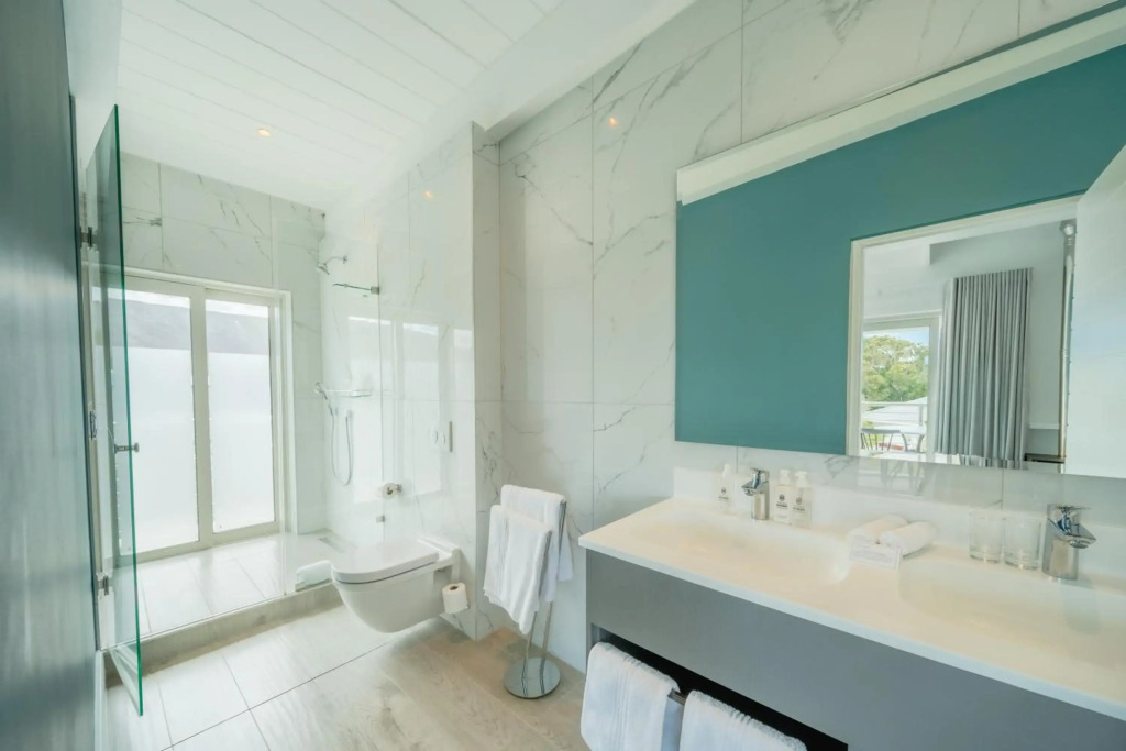 One Marine Drive Boutique Hotel - фото 41