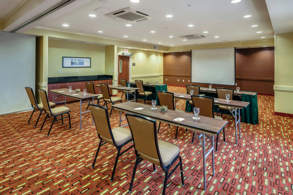 Courtyard by Marriott Jacksonville Beach Oceanfront - Général