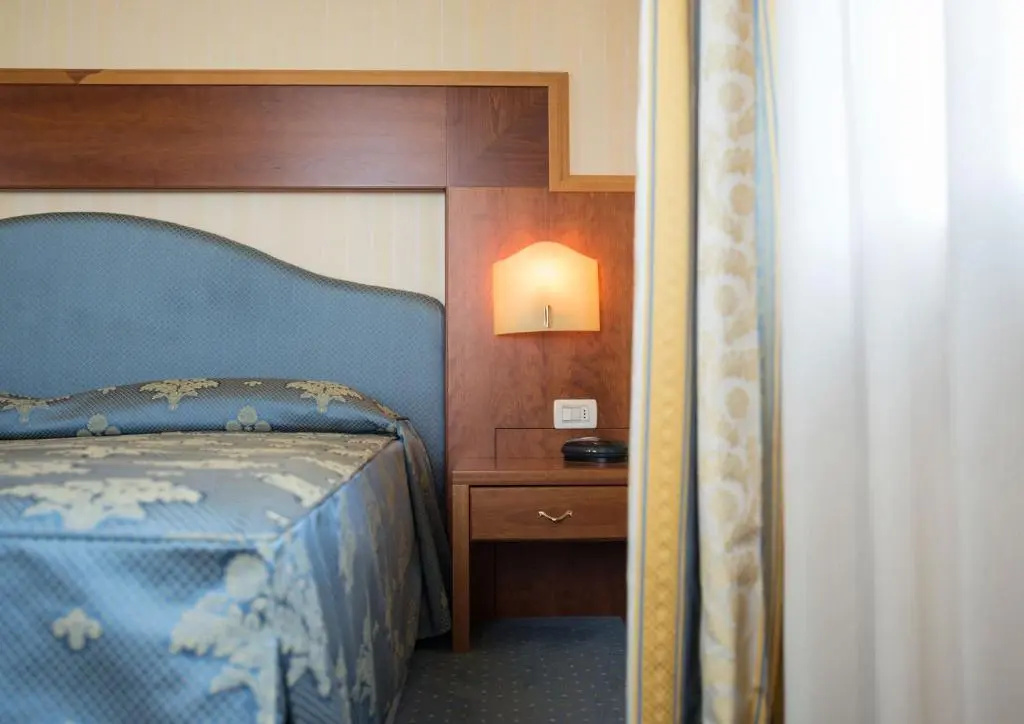 PHI Hotel Astoria - Chambres