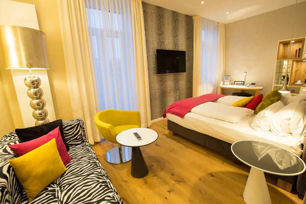 Deluxe Double room full double bed