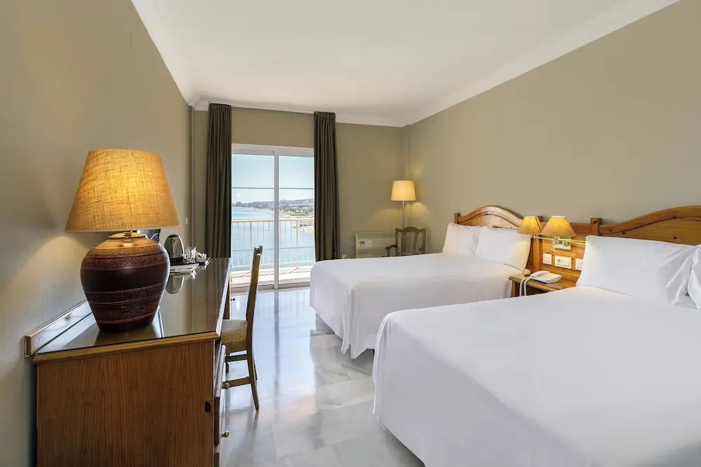 Sol Malaga Guadalmar Hotel - Chambres