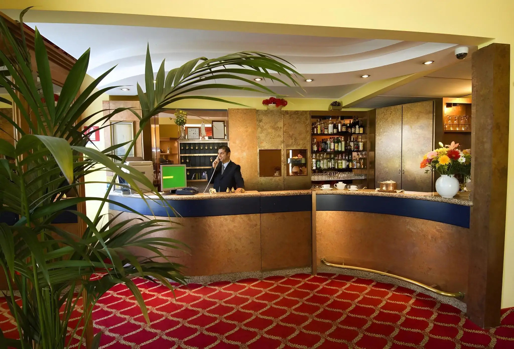 Hotel photo 2