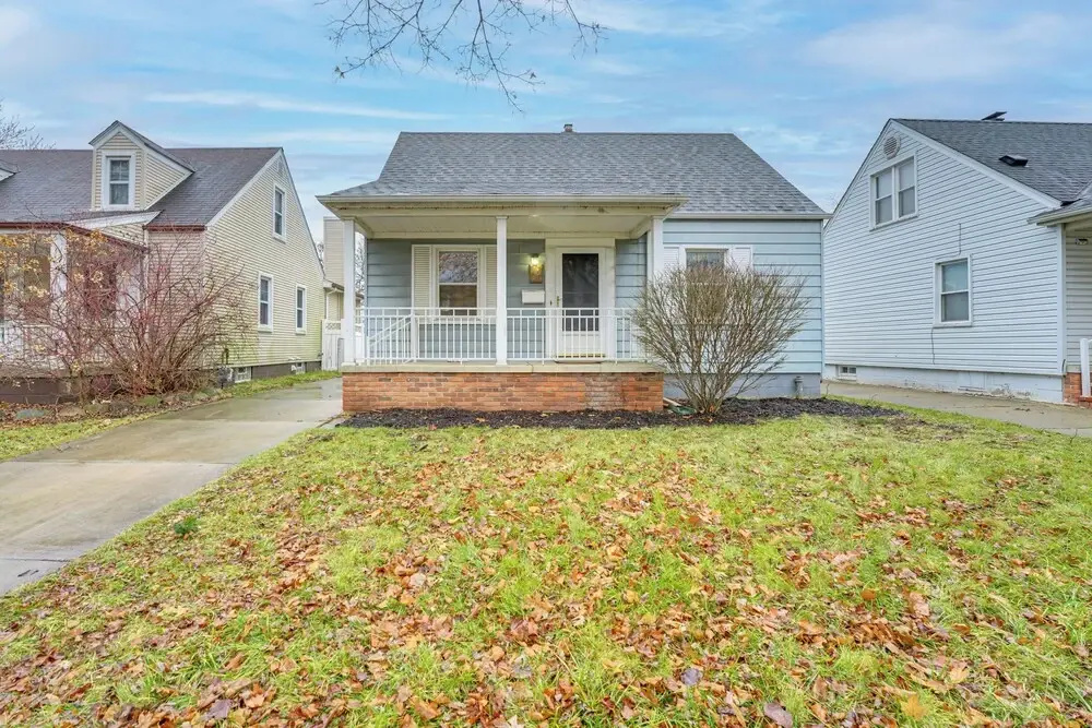 Wfh friendly Home in Dearborn: Dogs Welcome