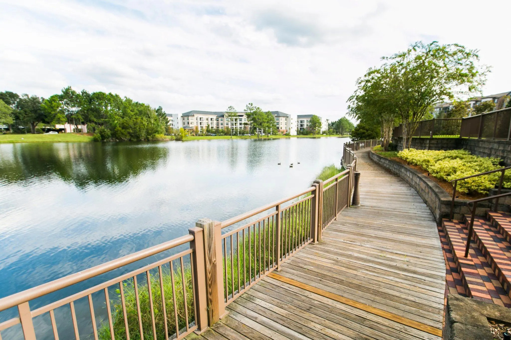 Hotel Indigo Jacksonville-Deerwood Park by IHG - Général