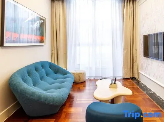 Номер Deluxe в Beijing Saga Hotel