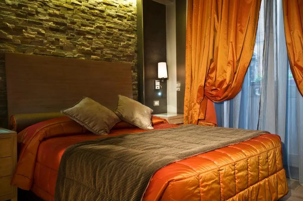 Executive Double room (full double bed)