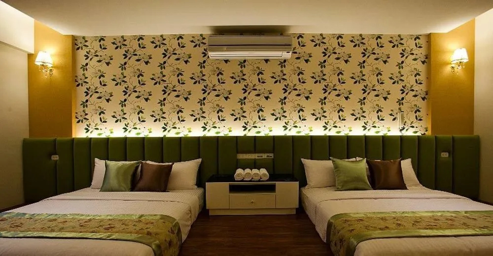Hotel photo 12
