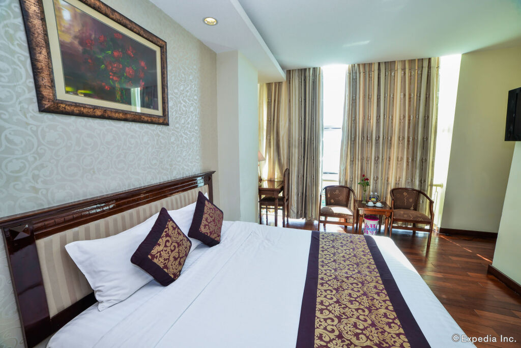 Sun River Hotel by null