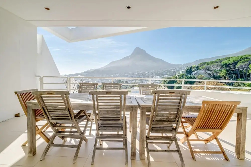 Six Bedroom Holiday Villa on Three Levels w Pool Silvertree