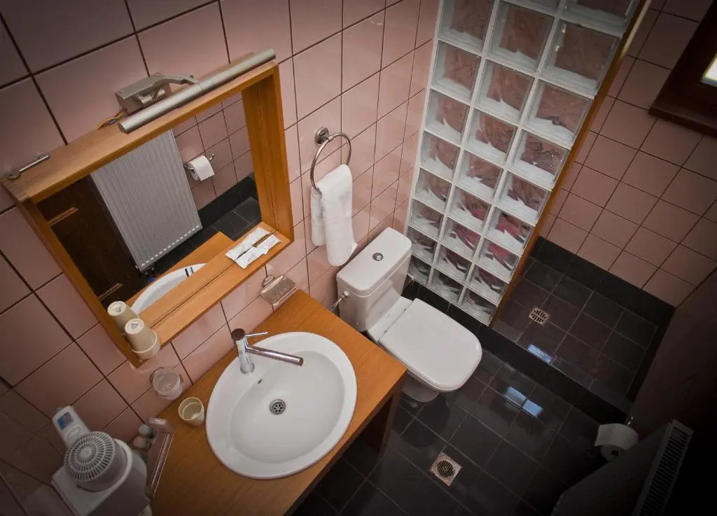 Kerasies Guesthouse - Chambres