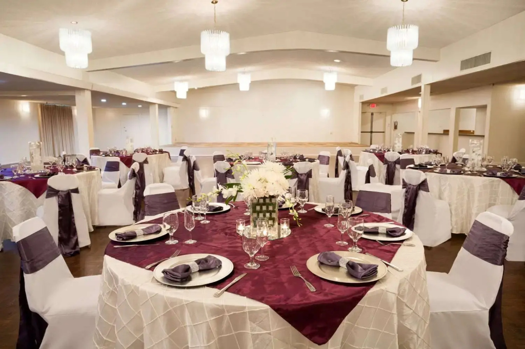Ramada by Wyndham San Diego North Hotel & Conference Center - Général
