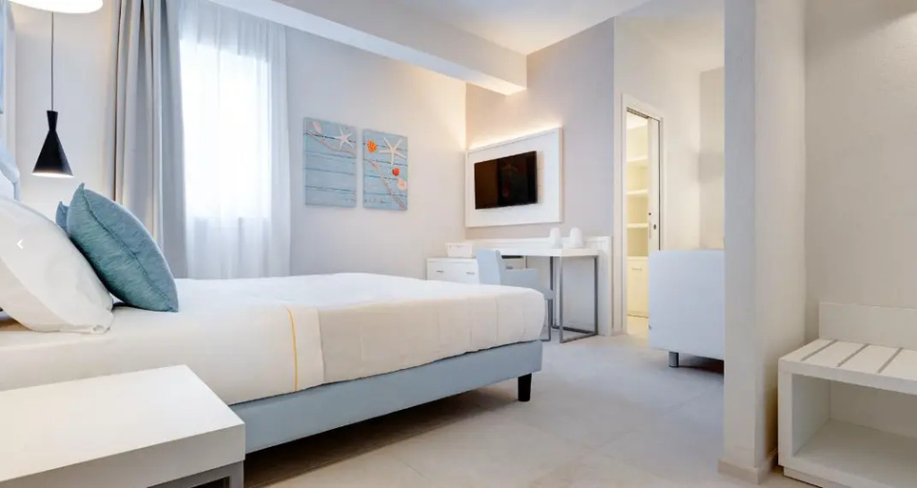 Deluxe Family room