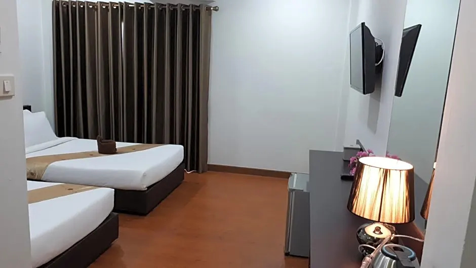 Bordin Hotel