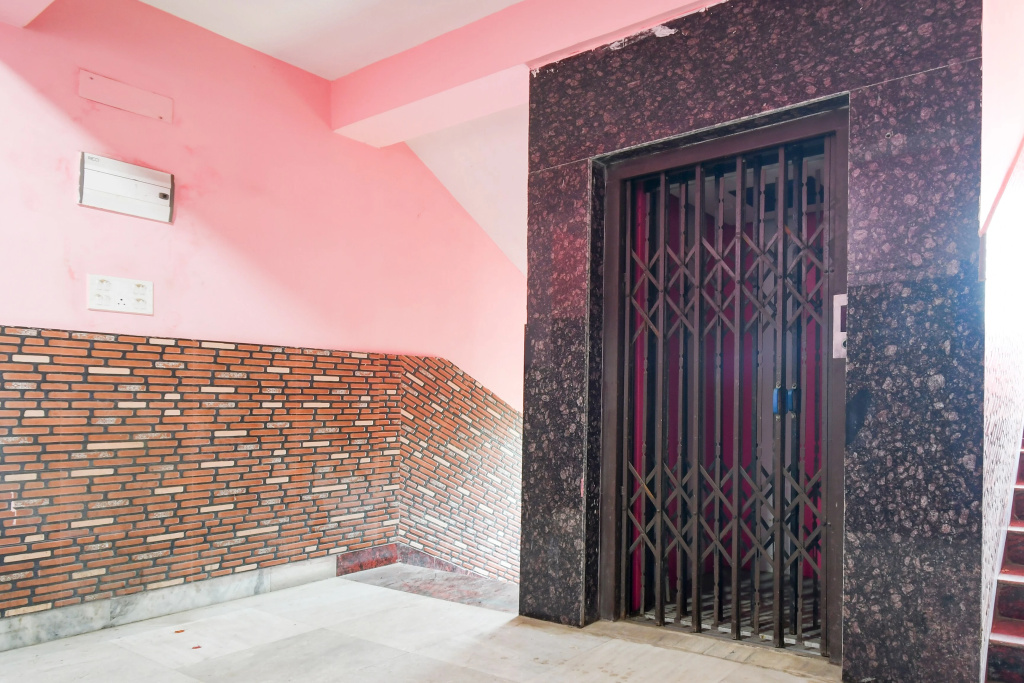 Hotel O by OYO Mamoni Guest House