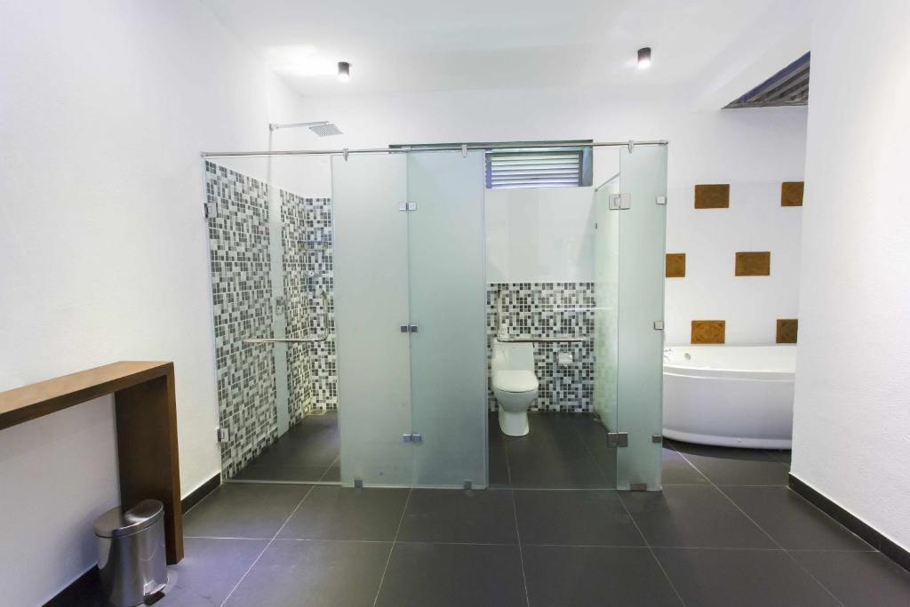 Aliya Resort And Spa