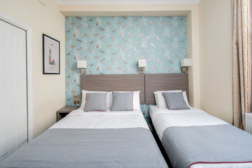Отель OYO Bakers Hotel London Victoria в Лондоне