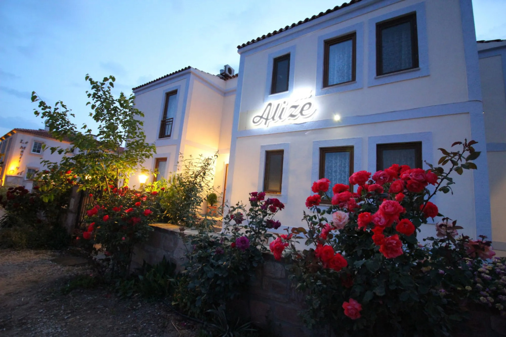 Hotel photo 1