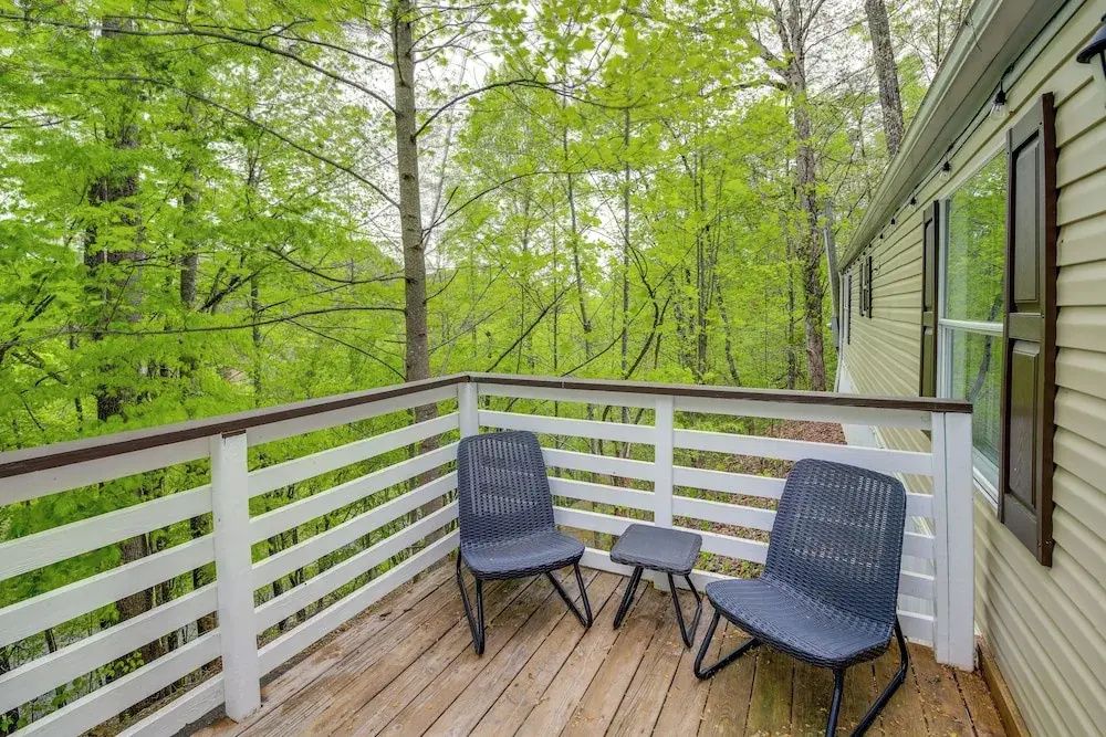 12 Mi to Dollywood: Private Sevierville Cabin!